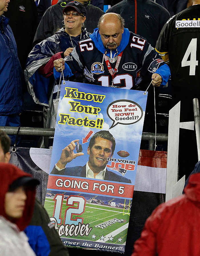 New-England-Patriots-fans-c25b1115fe4c4d7aaf5a7bf4318b2f0d-0.jpg